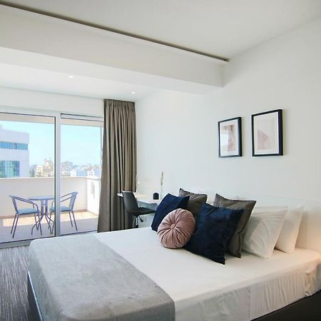 Phaedrus Living: Luxury Suite Nicosia 505 Zewnętrze zdjęcie