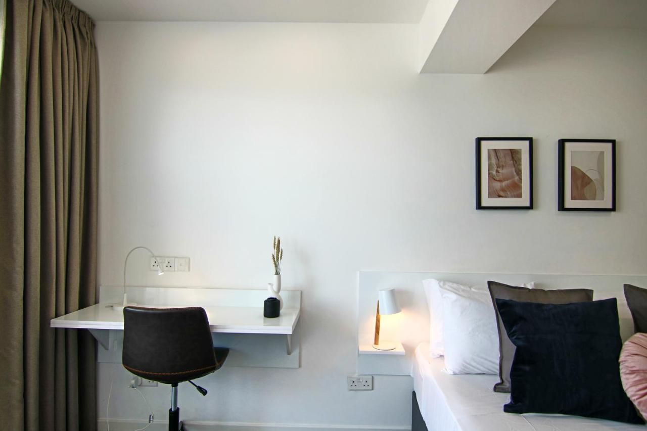 Phaedrus Living: Luxury Suite Nicosia 505 Zewnętrze zdjęcie